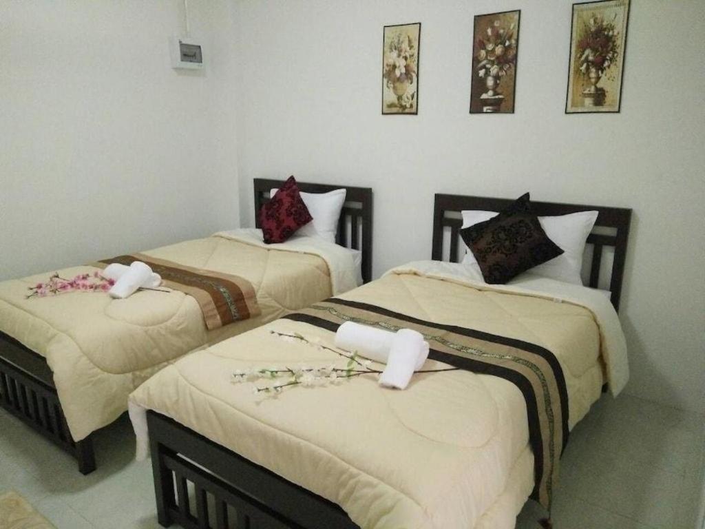 Rueangrat Hotel Ranong Extérieur photo