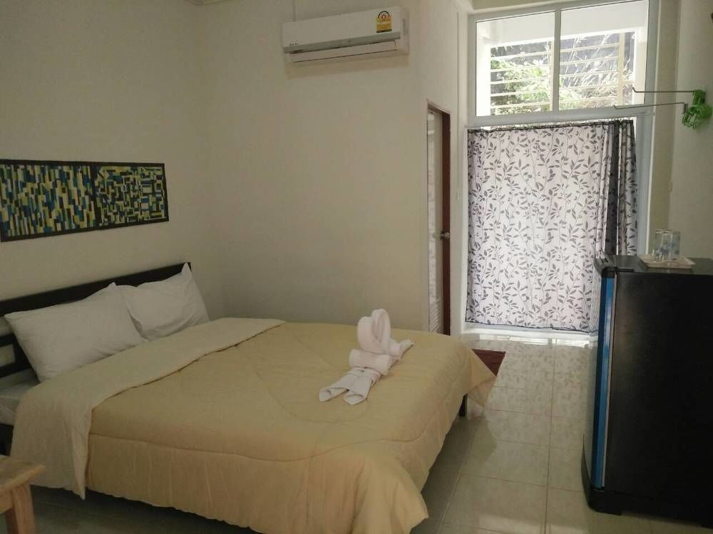 Rueangrat Hotel Ranong Extérieur photo